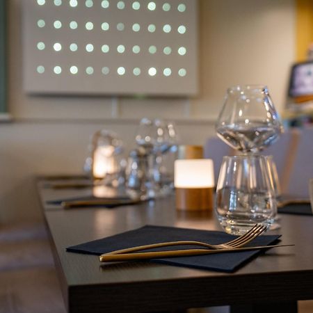 Hotel Restaurant L'Industrie Saint-Omer  Zewnętrze zdjęcie