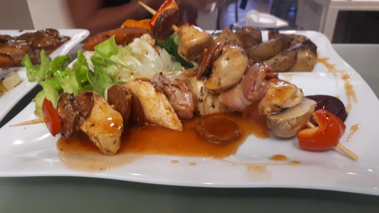 Hotel Restaurant L'Industrie Saint-Omer  Zewnętrze zdjęcie